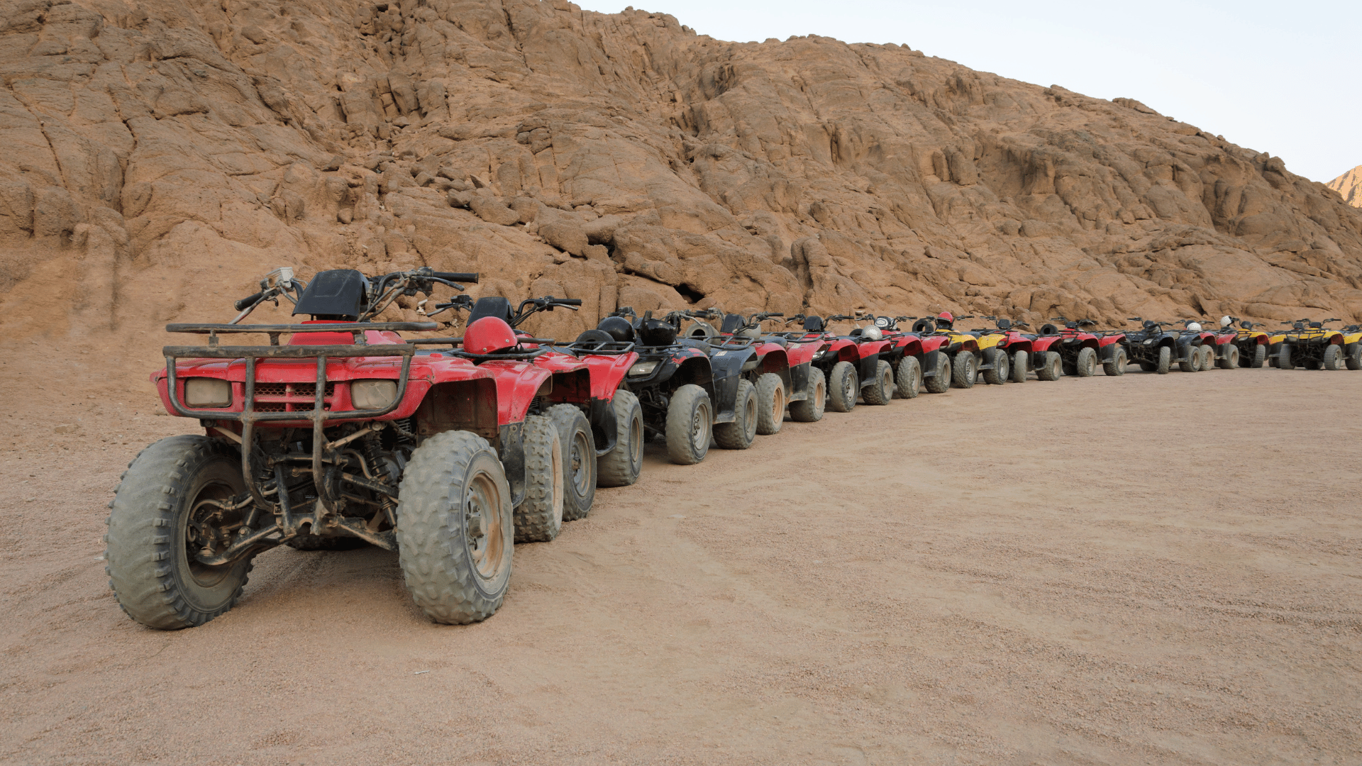Sharm El Sheikh: Desert Safari with Quad Biking & Bedouin Dinner